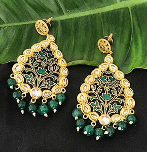 Gold plated green kundan earrings (2)